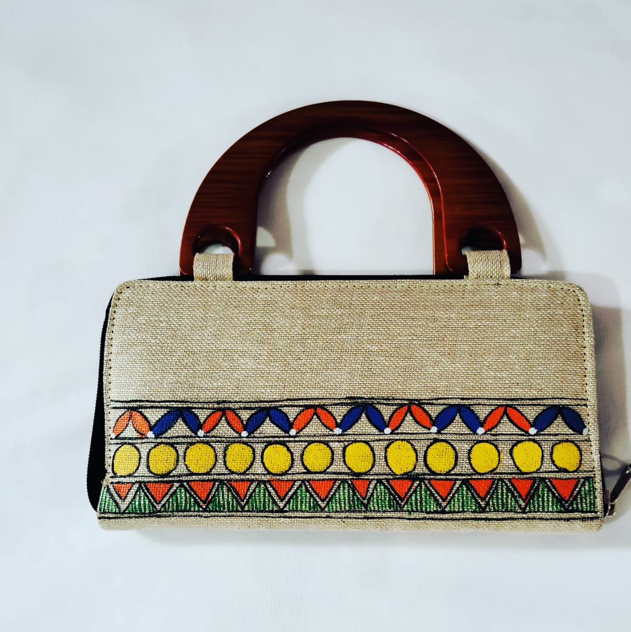 natural and artistic